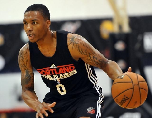 也为泰山队 也为泰山队