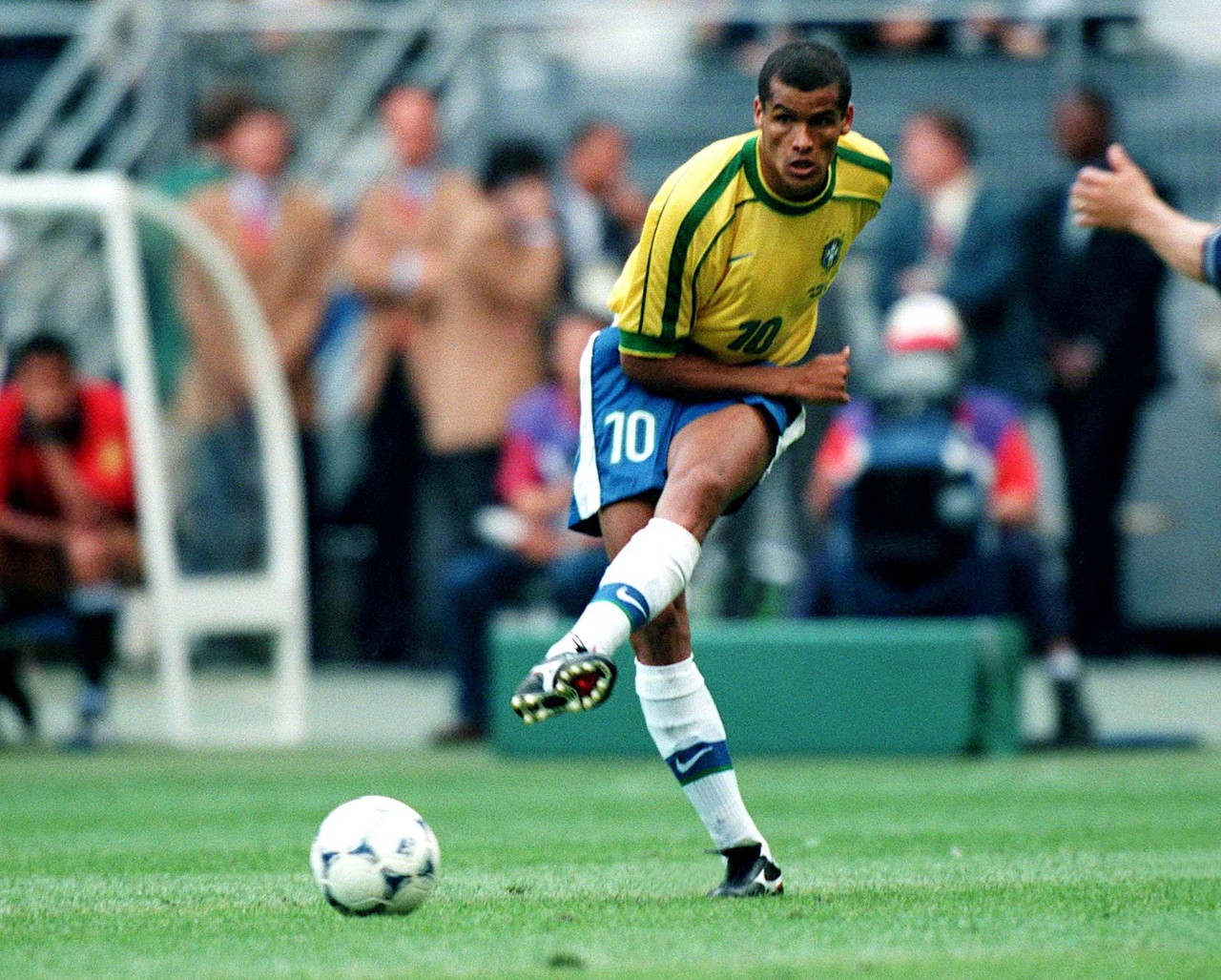 退出本期西 退出本期西