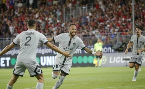 核心角色立 核心角色立